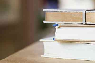 Comment se Débarrasser des Plis sur les Livres