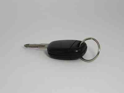 Comment Réparer un Transpondeur de Clé de Voiture