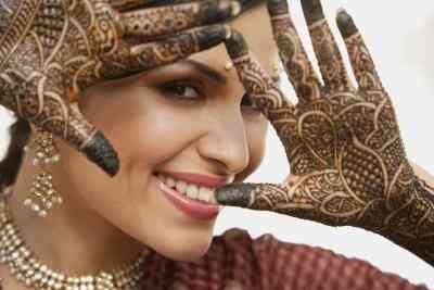 Comment se Débarrasser de Mehndi de Henné sur les Mains