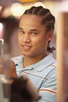 Comment Faire des Tresses pour les Hommes Blancs