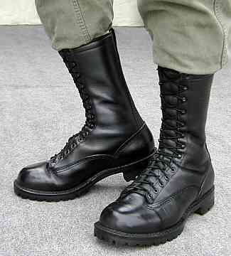 Comment lacer des Chaussures dans le Militaire