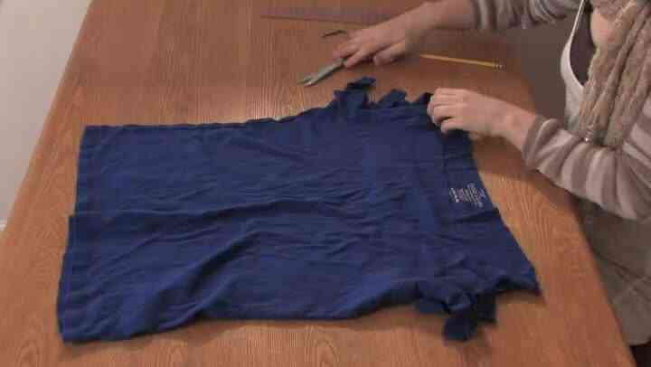 Comment Couper un T-Shirt encolure Bateau