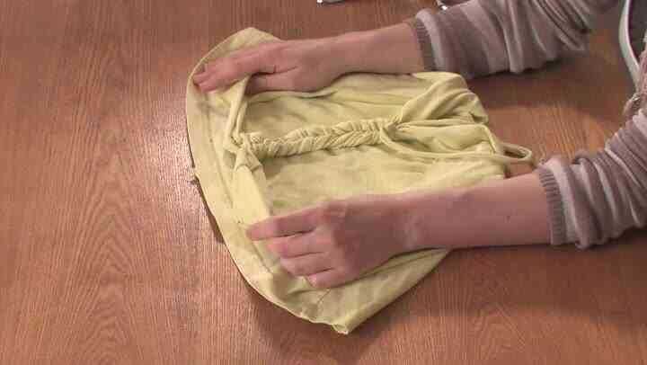 Comment Couper un T-Shirt Dans un Racerback Tressé Réservoir Sans Couture