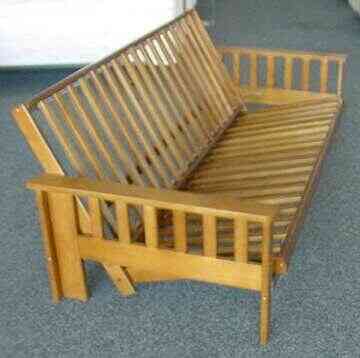 Comment Plier un Futon Cadre dans un Canapé