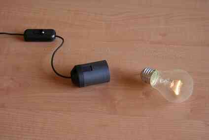 Comment puis-je Convertir une Baïonnette Douille de Lampe pour une Douille de Lampe Edison?