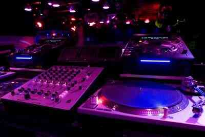 Comment Mixer de la Voix Avec des Instrus sur Virtual DJ