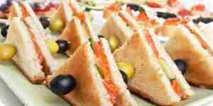sandwichs Toastes avec des olives