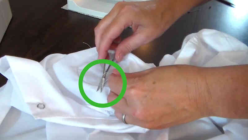Comment Coudre un Patch sur un Uniforme